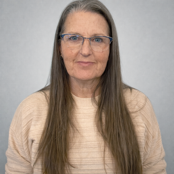 Liz Mollendor, Board Member